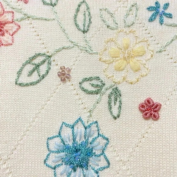 Vintage - Alfred Dunner Embroidered Short Sleeve Sweater - Picture 6 of 9